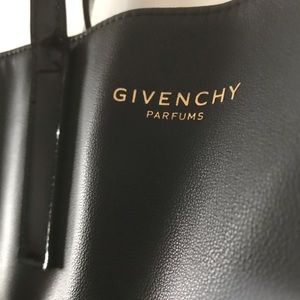 MAKE OFFER Givenchy Women’s Black Tote Bag